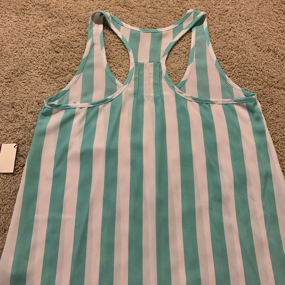 Mint colored razor back tank top - Picture 7 of 9